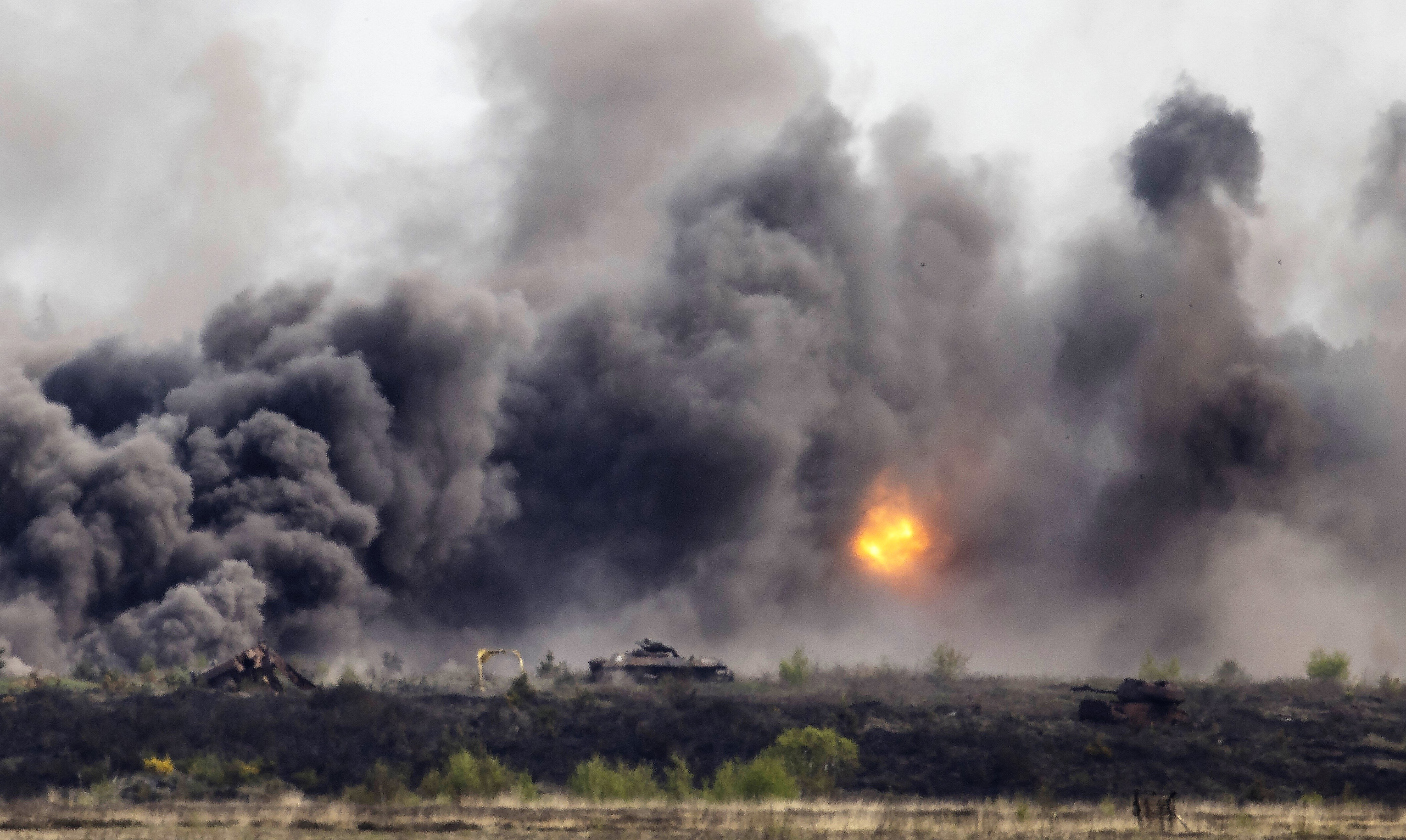 Bombenangriff auf Wagner-Söldner! Drohne oder Hubschrauber greift Söldner Basis an - Behörden stehen vor Rätsel!