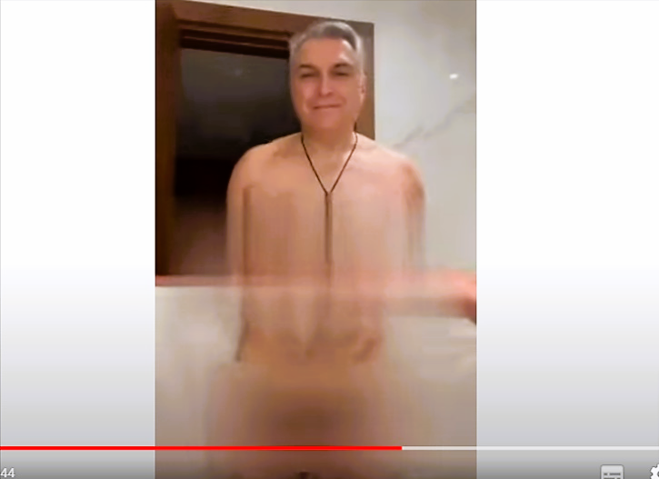 Russischer General tanzt nackt in TikTok-Video - peinlicher kann es für Russlands Militär nicht werden!