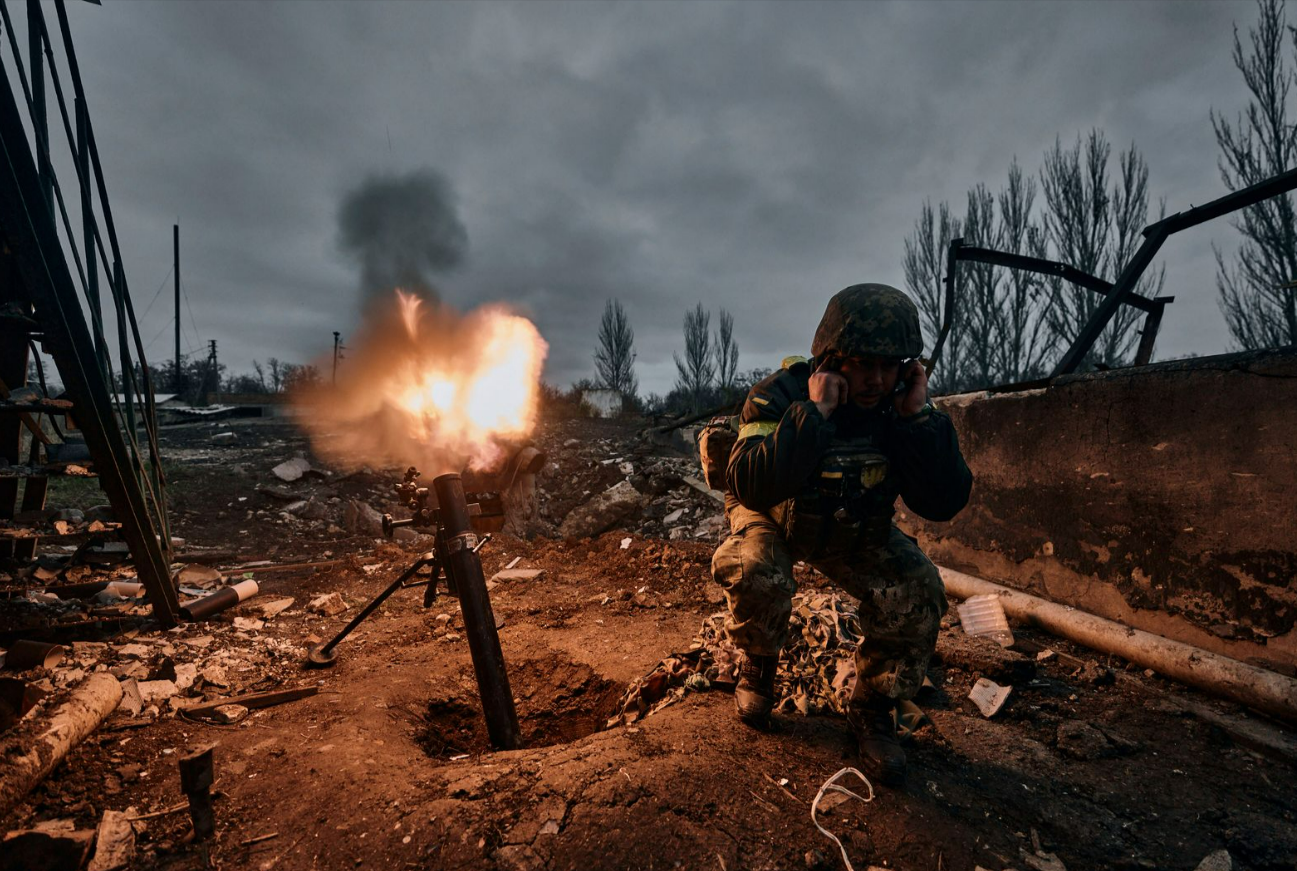 Ukraine führt massive Schläge mit Drohnen durch - Russische Soldaten offenbar auf der Flucht