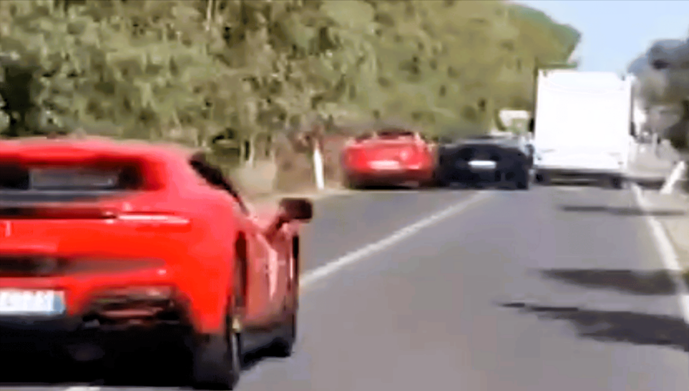 Ehepaar verbrennt im Ferrari! Todesdrama in einem Luxusauto - sie wollten zu einem Autotreffen!