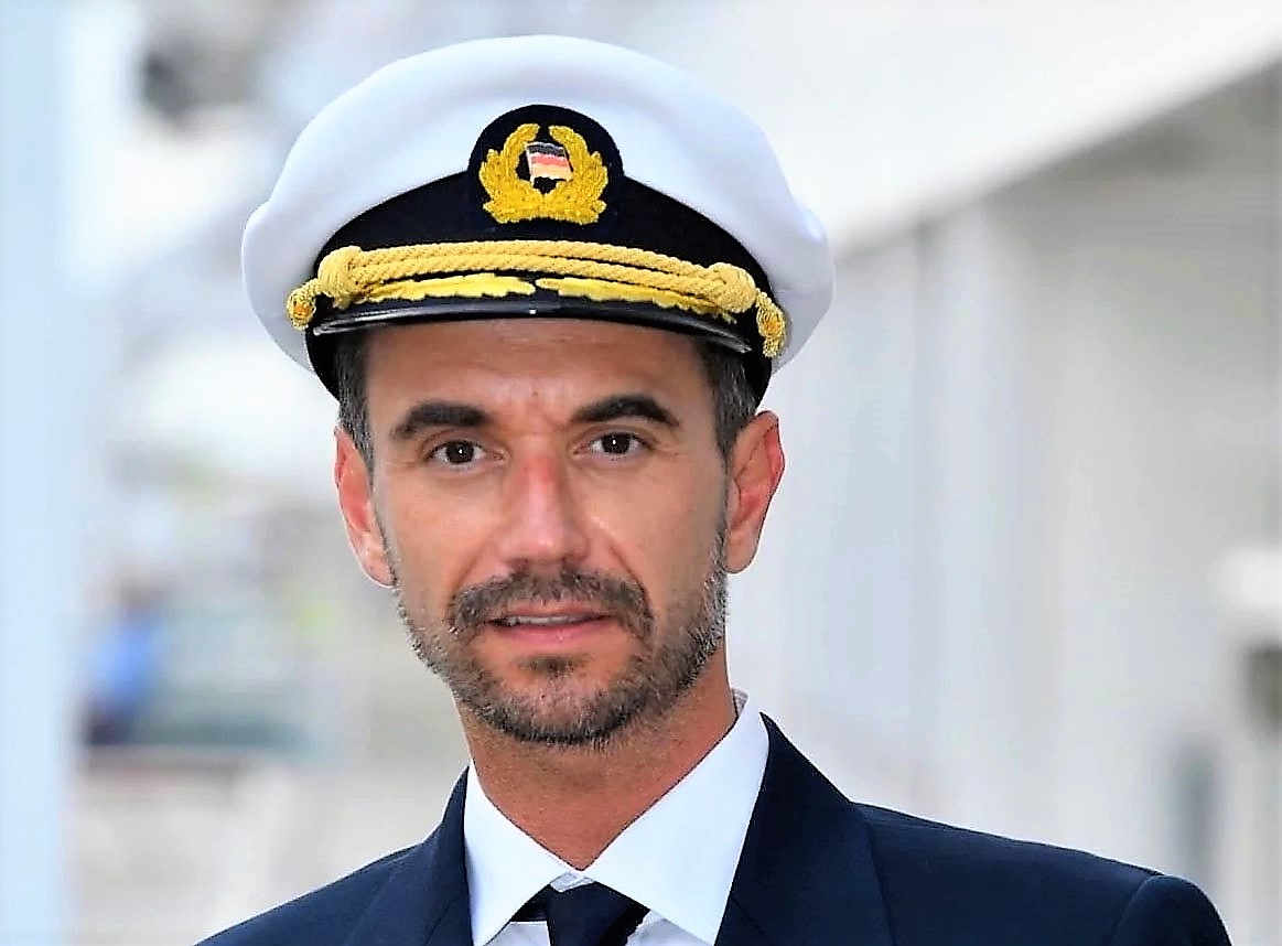 Traumschiff-Aus für Florian Silbereisen? Fans erschüttert von der "Traumschiff"-Qualität! Kollegin spricht Klartext