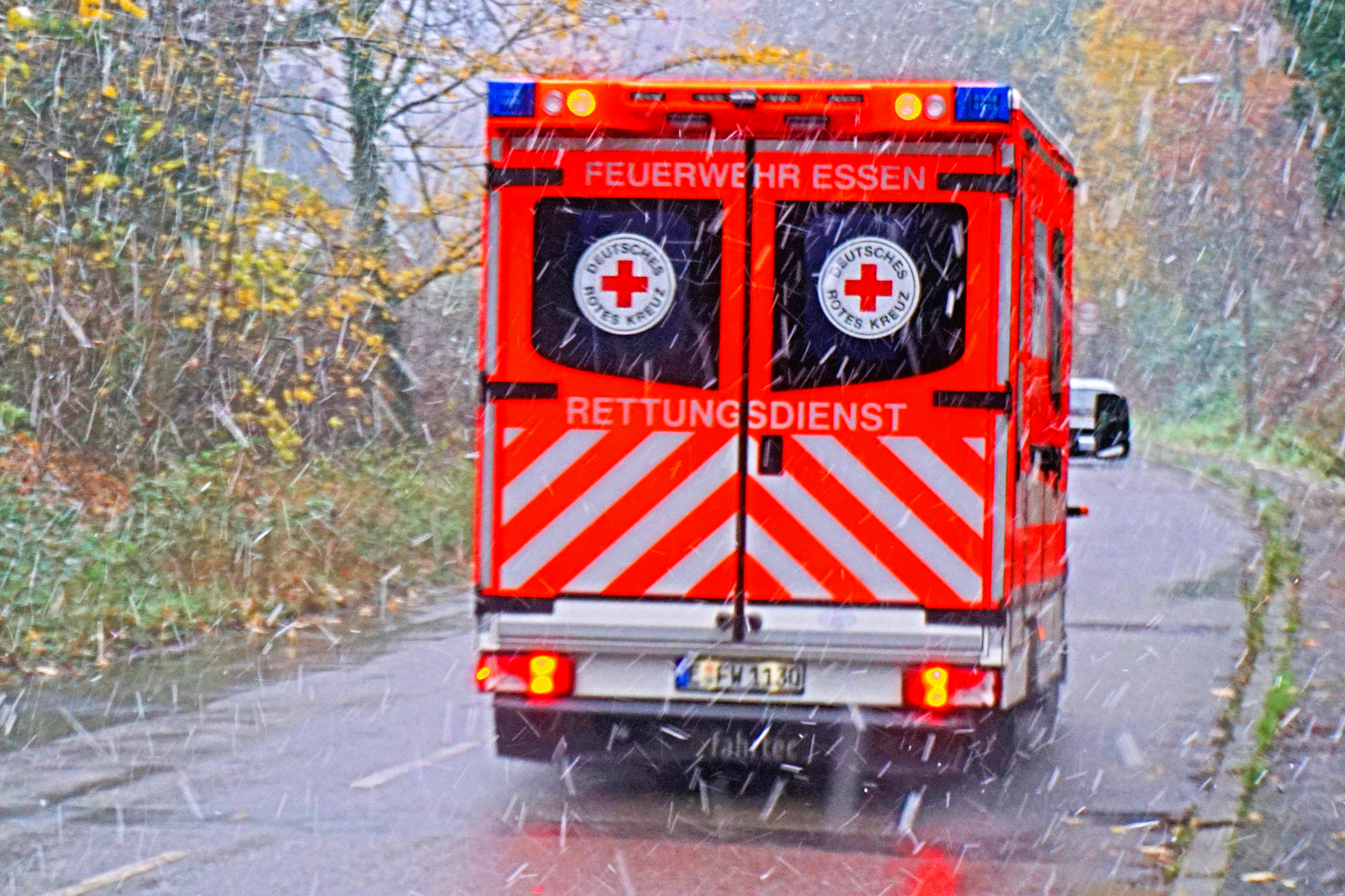 Drame en NRW: une secouriste tuée par un collègue suite à un rejet amoureux. Lisez cette histoire bouleversante ici!