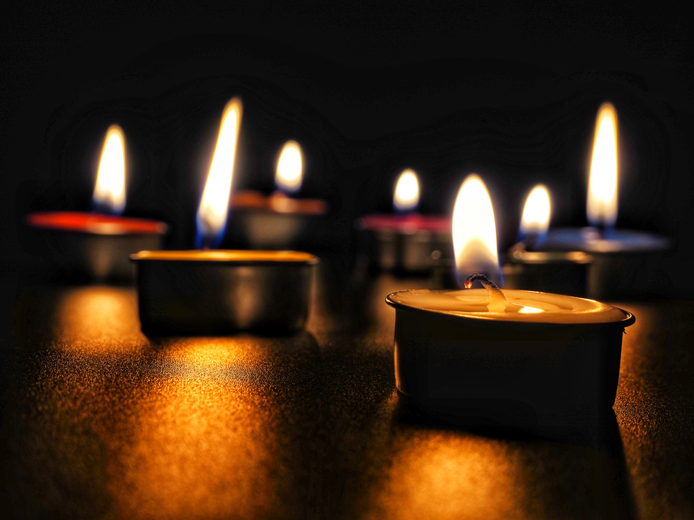 Traurige Nachrichten aus der deutschen TV-Welt: Bekannter Schauspieler mit nur 63 Jahren gestorben