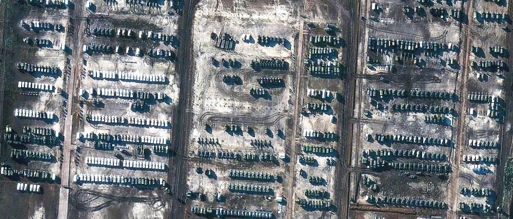 Europa in Alarmbereitschaft - Tausende russische Soldaten und Panzer stehen bei Polen und Litauen - Eröffnet Putin eine zweite Kriegsfront!