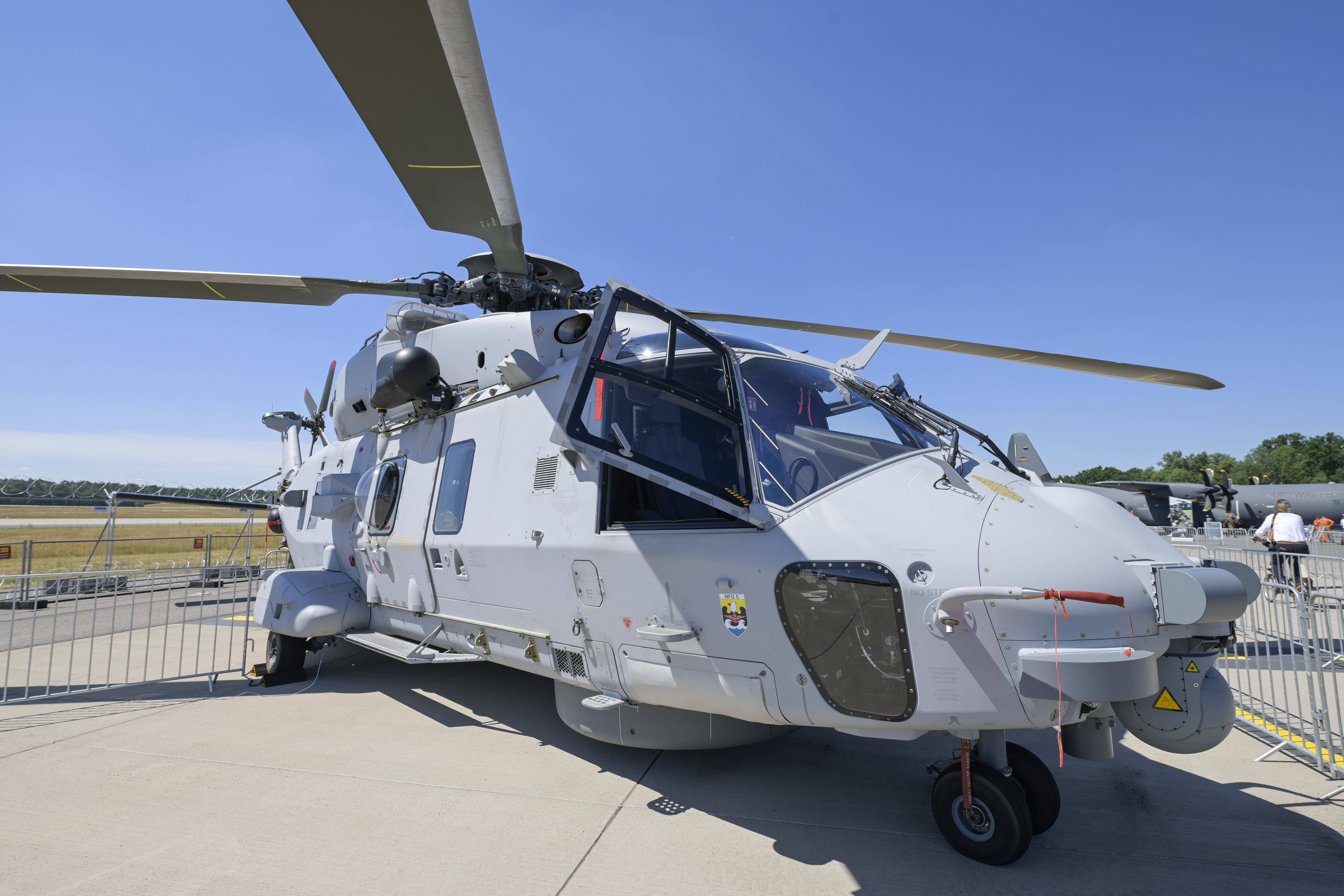 Dringender Notfall auf AIDA-Kreuzfahrtschiff - Helikopter muss auf dem Schiff landen!