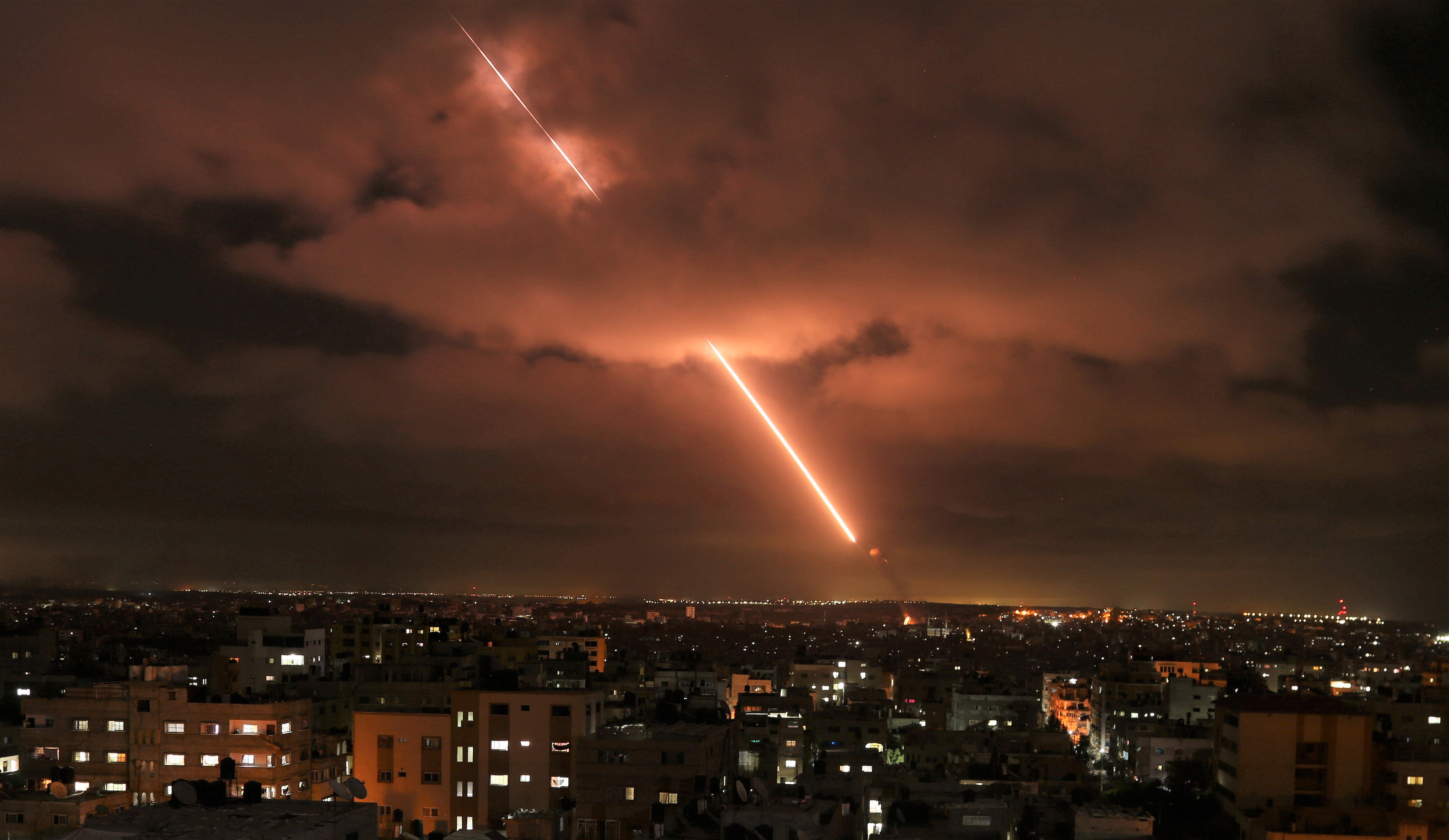 Krieg? Israel mobilisiert die Armee nach Angriffen und Terror-Anschlägen im Land! USA sichern Israel Unterstützung zu!