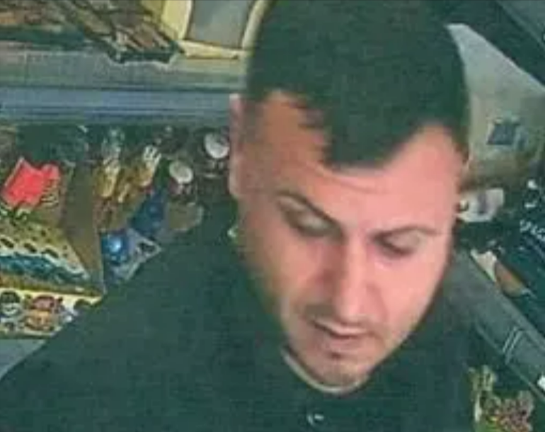 Achtung! Polizei warnt vor FALSCHEN Polizisten! Vater und Sohn bei gefakter Verkehrskontrolle ausgeraubt