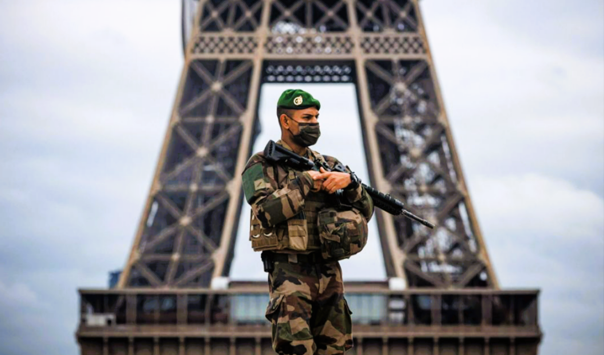 La Russie menace la France: un député du Duma prédit une attaque nucléaire et accuse les Français de provoquer la 3ème Guerre Mondiale!