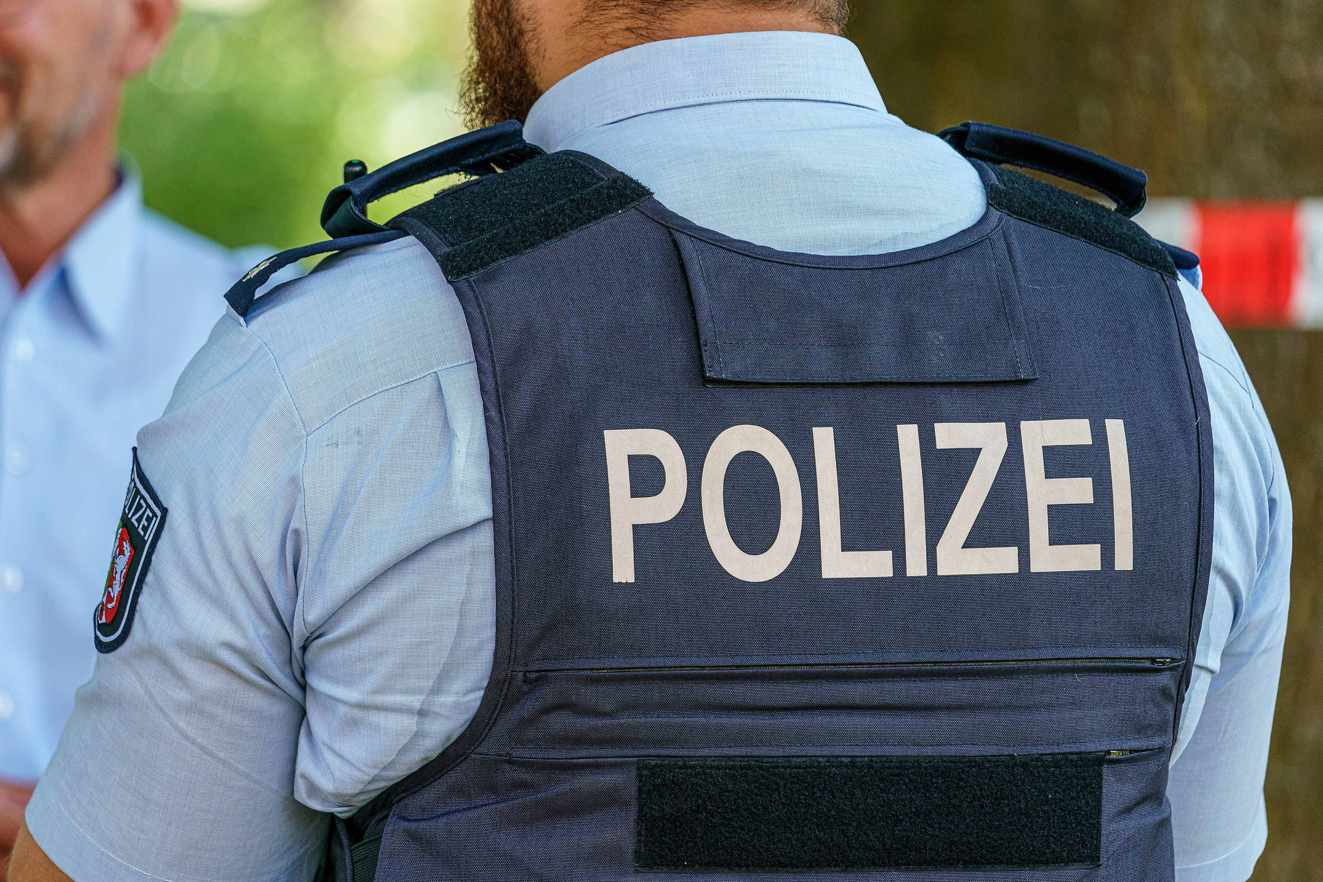 Choc lors de la visite du chancelier à Solingen! Que s'est-il passé?!